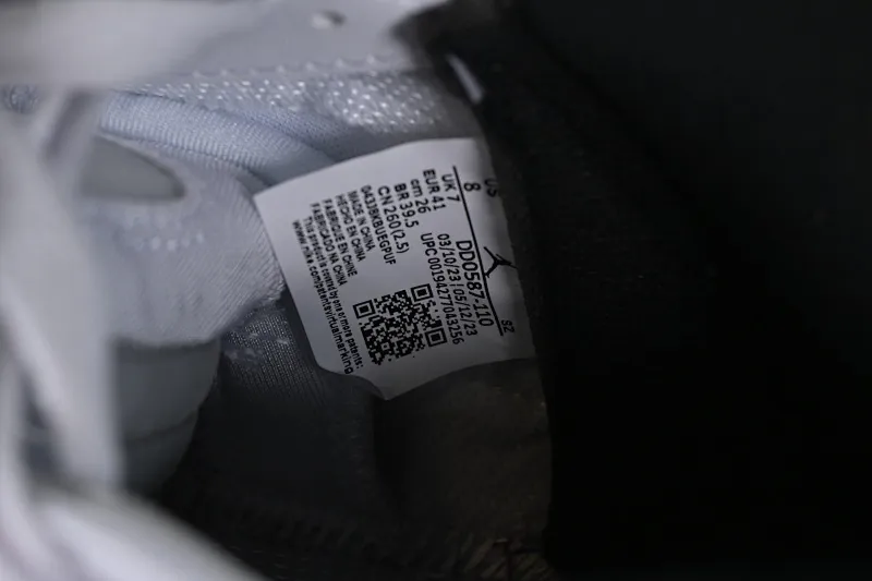 All categories Air Jordan Jordan series basketball shoes Air Jordan 5 Air Jordan 5 Retro AJ5 Joe 5 white black DD0587-110